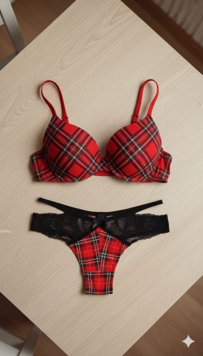 کاستوم دانش‌آموزی فنردار جوراب‌دار – کد 1858 - Image 1