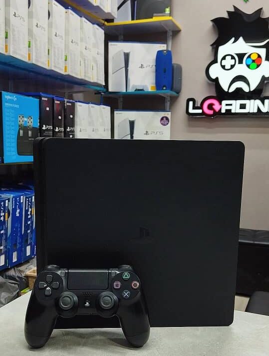 cropped-IMG-20251216-WA0006.jpg کنسول بازی سونی کپی خور استوک PS4 Slim | حافظه 1 ترابایت - Image 1